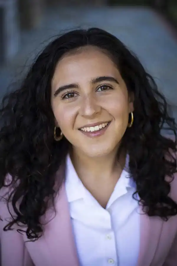 Environmental videographer uses multimedia art to spread scientific awareness