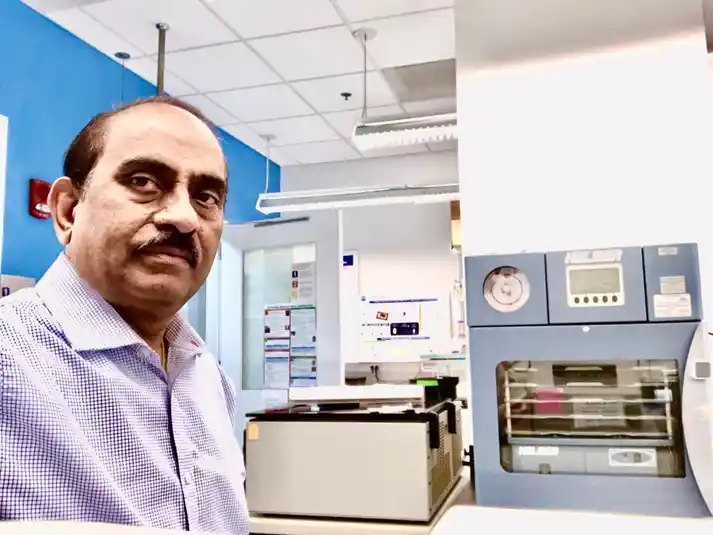 FDA Mentor Improves Public Health While Guiding Future Scientists
