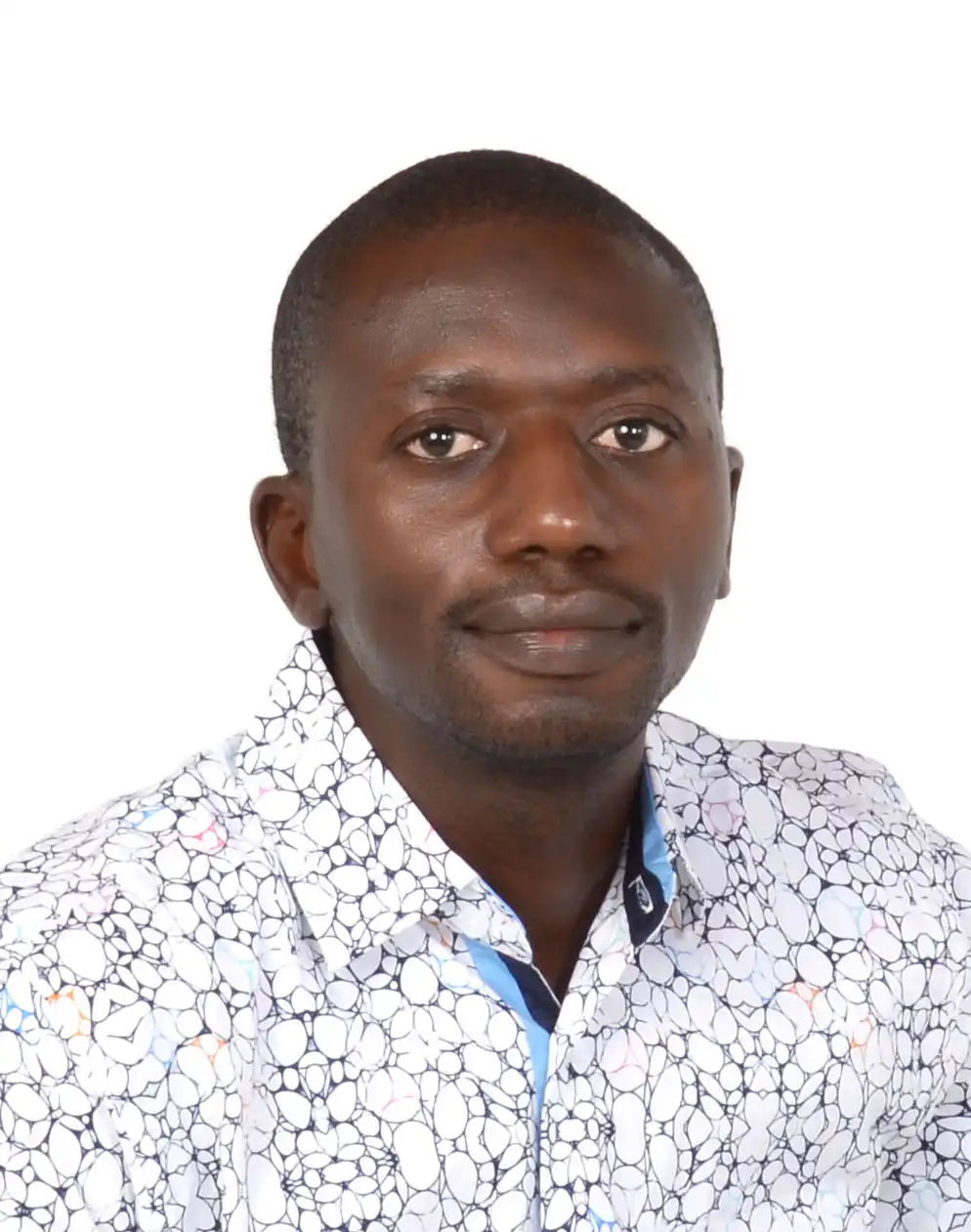 Food and Drug Administration researcher conducts drug safety studies for public health
