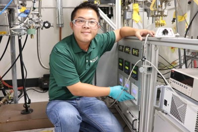 Student researcher in the ORNL NSELS program