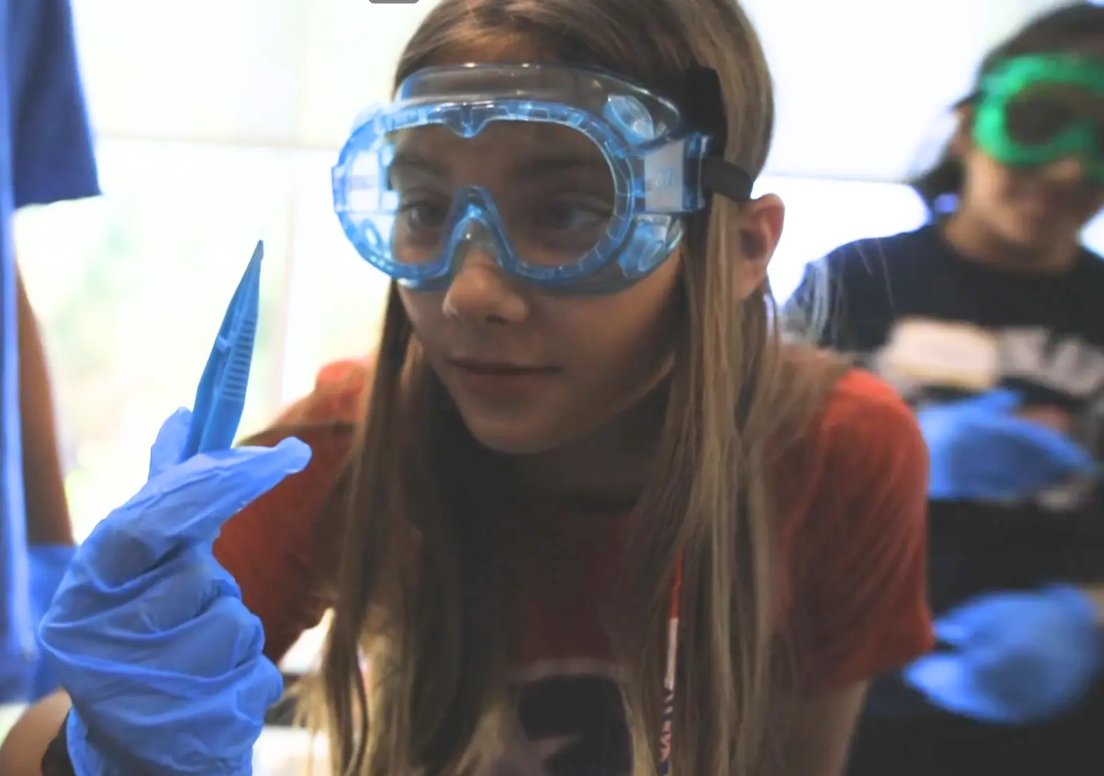 Animal skull, fingerprints and fake blood: Samples help students solve mystery in ORISE forensic chemistry academy