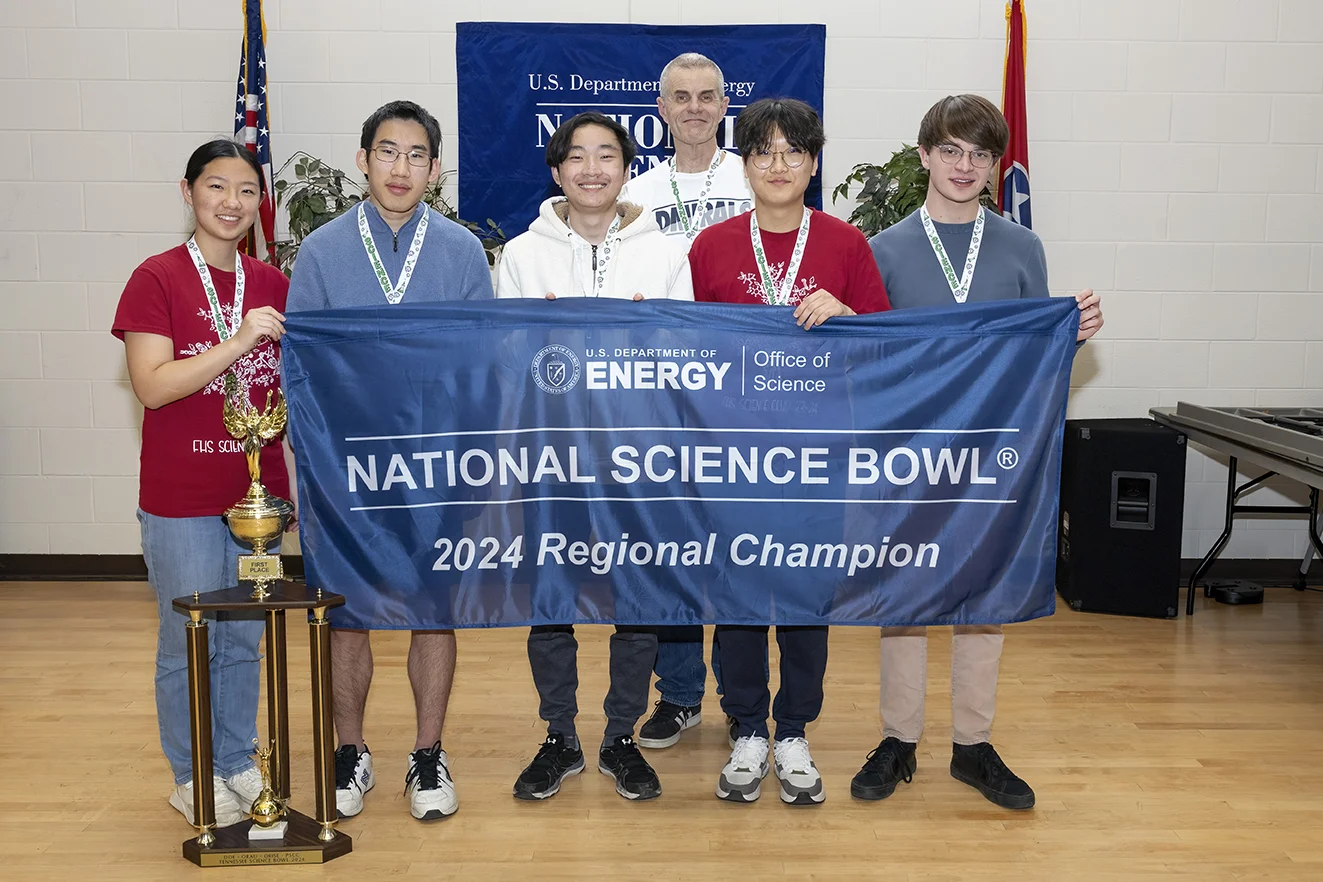 Farragut High School Team 1 beats out 59 teams to win the 2024 Tennessee Science Bowl