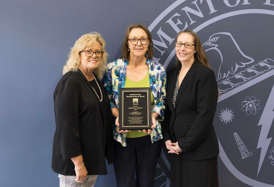 Branton, Spiller Honored with Inaugural Katharine Way Shaping Science Award