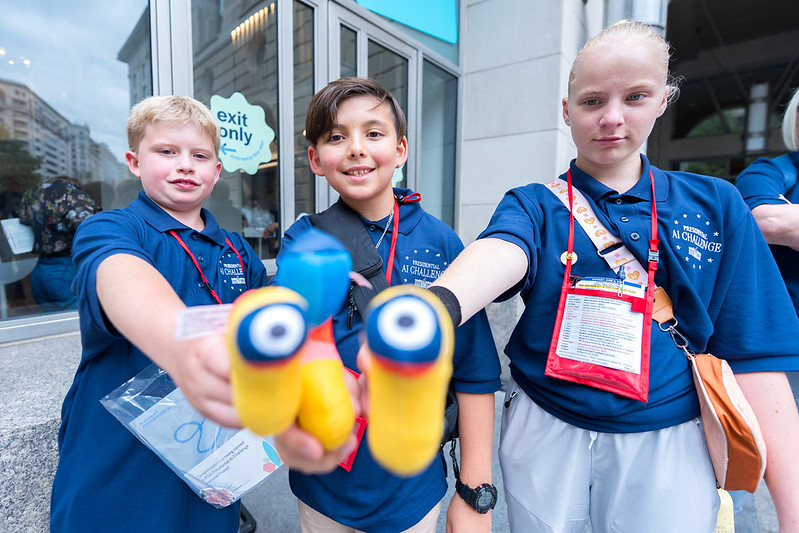 Students participate in SI Challenge activities